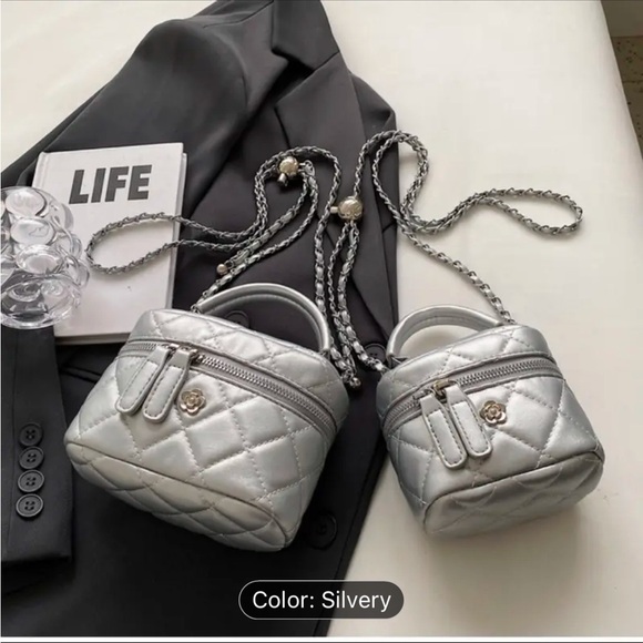 Handbags - ONE Quilted Silver top handle crossbody Bag w/ camelia and crush adjustable stra